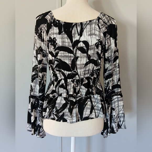 ASTR The Label Tie Front Bell Sleeve Peplum Top - Picture 8 of 14